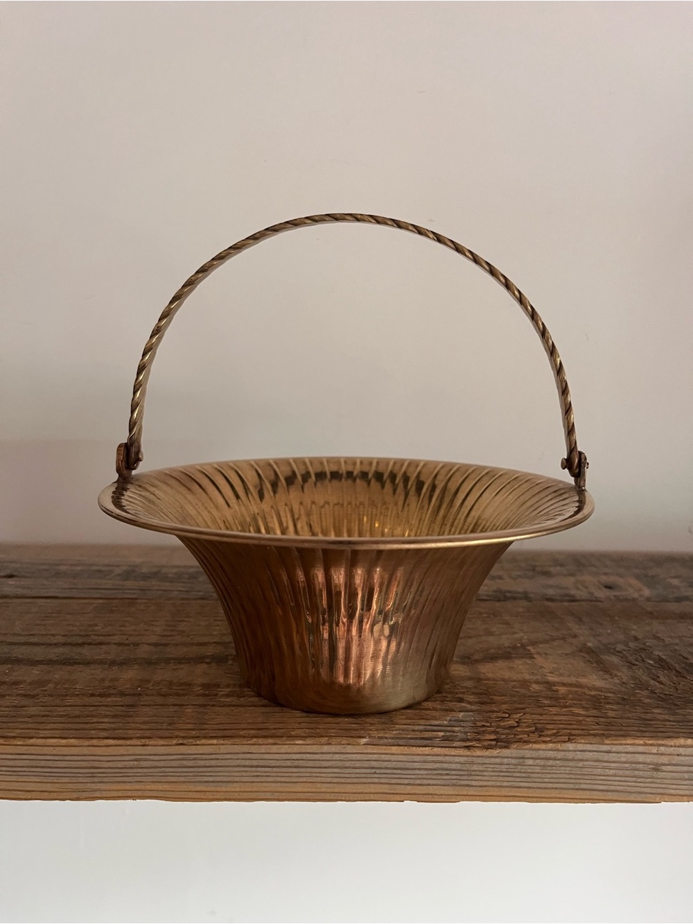 Brass Fluted Basket with Twisted Handle - Gold Tone